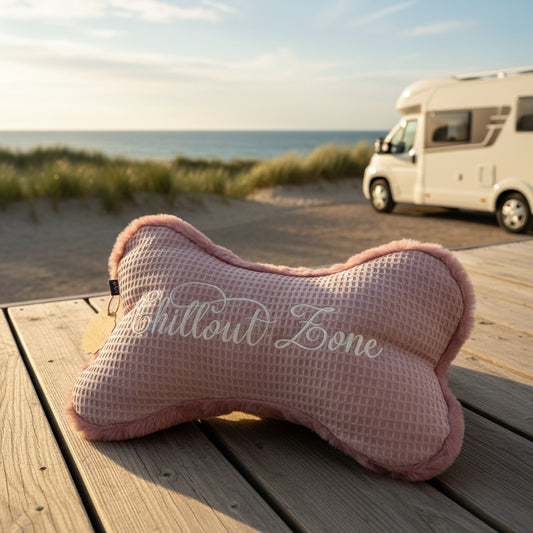 ZUMiE Leseknochen Kollektion Pompeux, Bestickung "Chillout Zone", Farbe Dusty Rosa