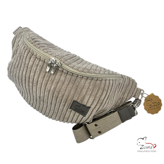 ZUMiE Crossbody Bag Gr.XL / Gassitasche, Farbe Beige