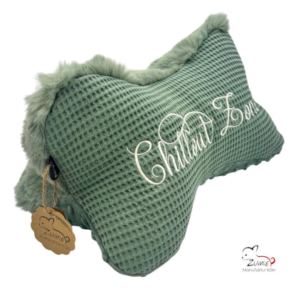ZUMiE Leseknochen Kollektion Pompeux, Bestickung "Chillout Zone", Farbe Dusty Salbei