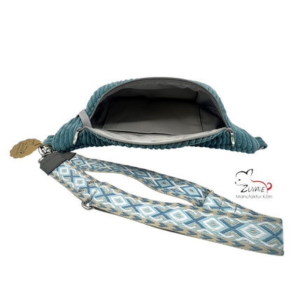 ZUMiE Crossbody Bag Gr.XL / Gassitasche, Farbe Aqua