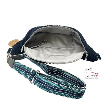 ZUMiE Crossbody Bag Gr.XL / Gassitasche, Farbe Schwarz