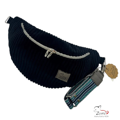 ZUMiE Crossbody Bag Gr.XL / Gassitasche, Farbe Schwarz